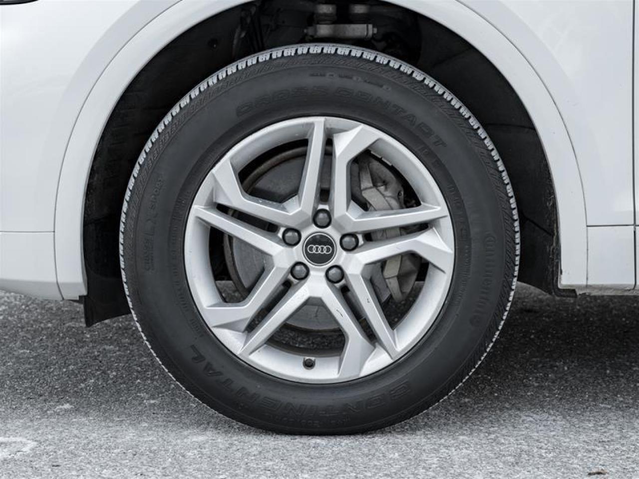 2023 Audi Q5 45 Komfort 4dr All-Wheel Drive quattro Sport Utility Photo4