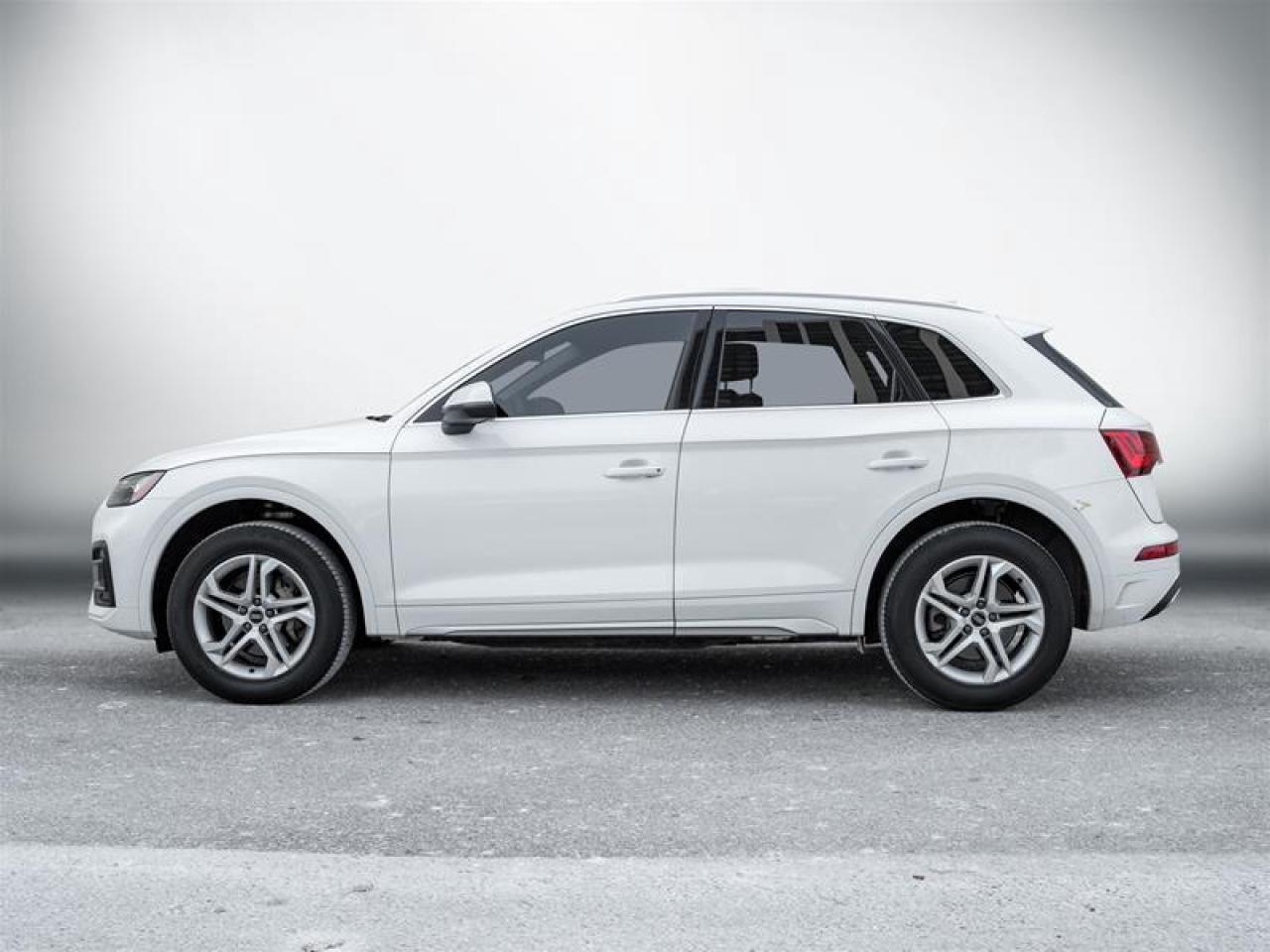 2023 Audi Q5 45 Komfort 4dr All-Wheel Drive quattro Sport Utility Photo3