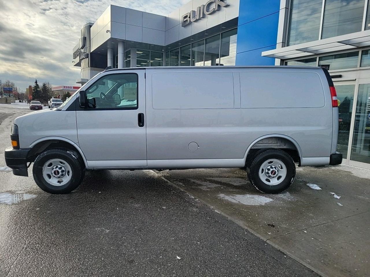 2025 GMC Savana 3500 Work Van Rear-Wheel Drive Cargo Van Photo