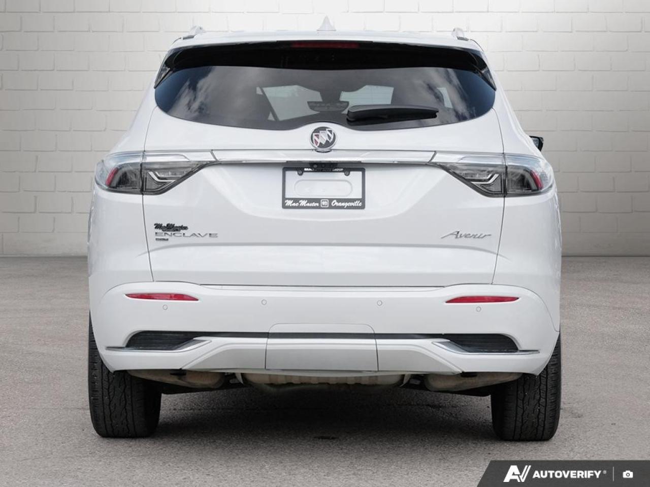 2022 Buick Enclave Avenir AWD Photo