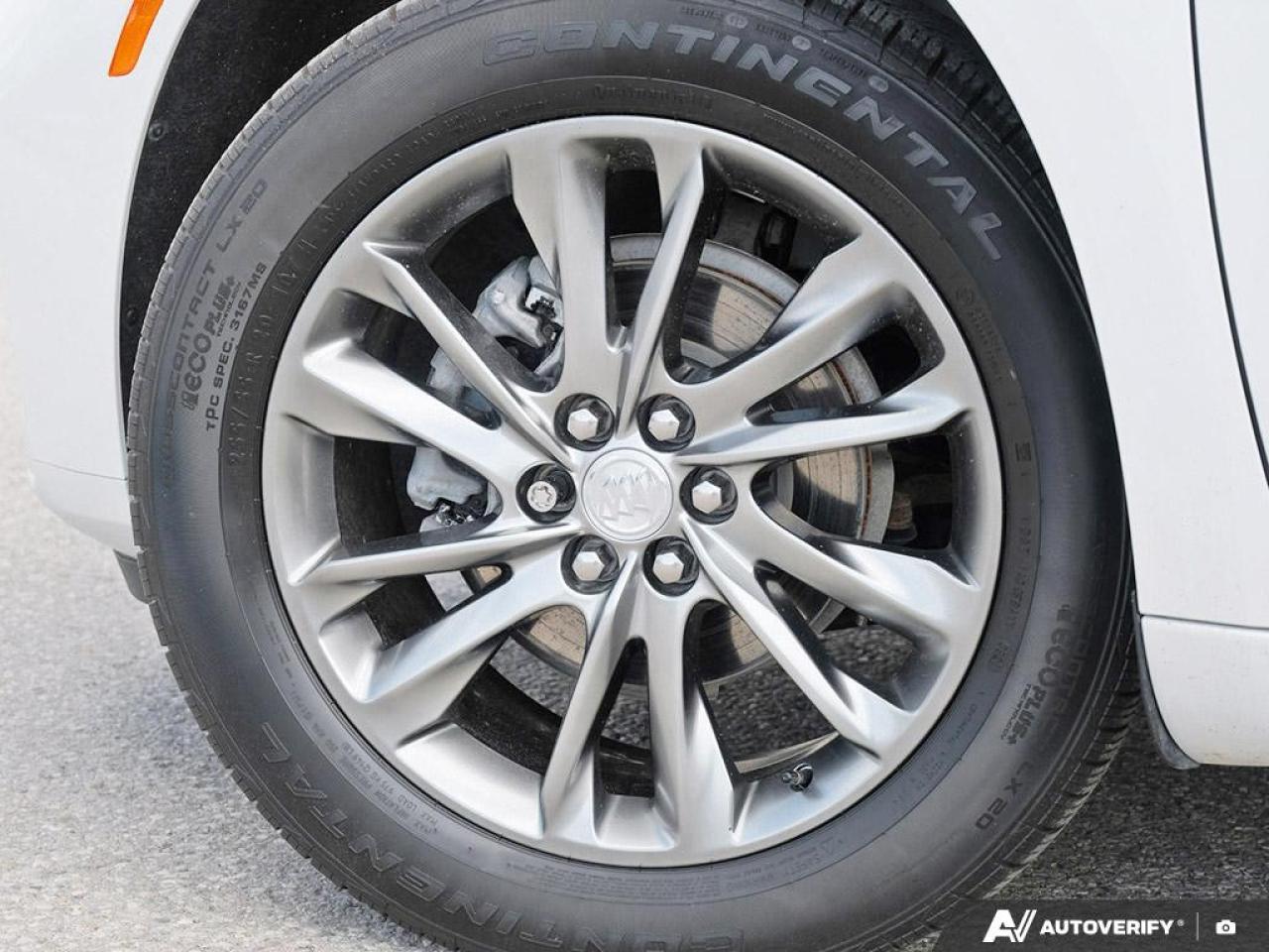 2022 Buick Enclave Avenir AWD Photo