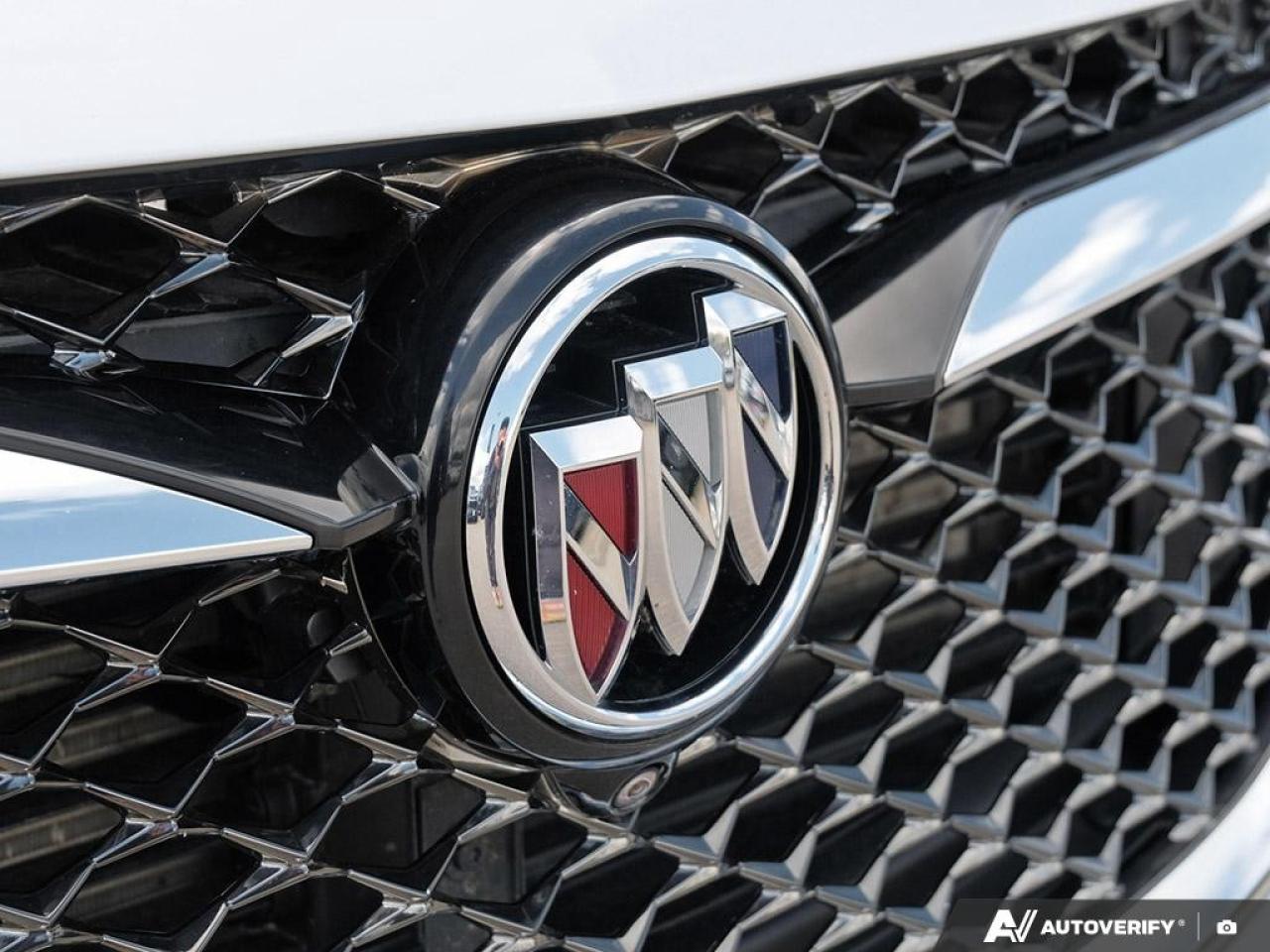 2022 Buick Enclave Avenir AWD Photo