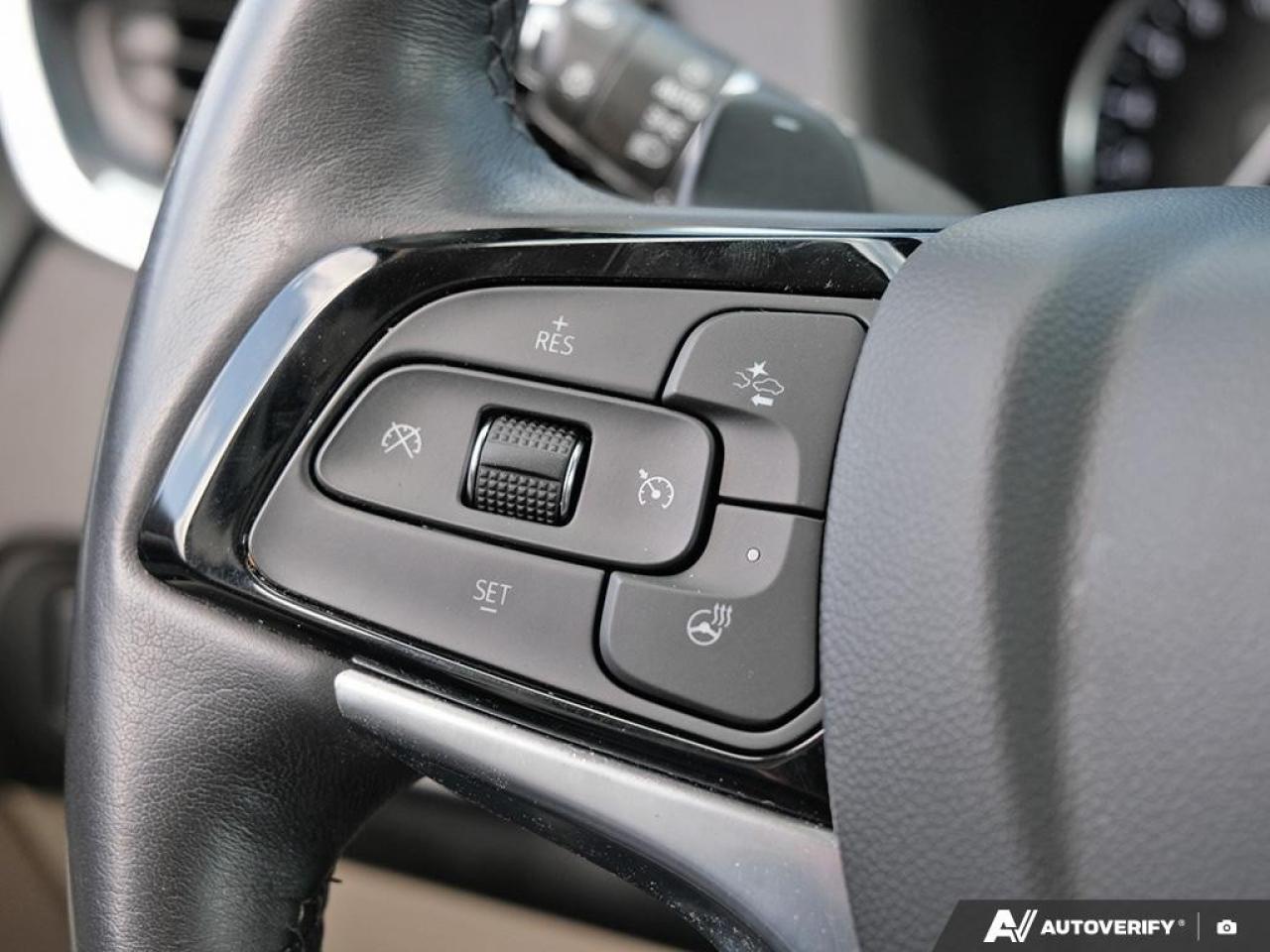 2022 Buick Enclave Avenir AWD Photo