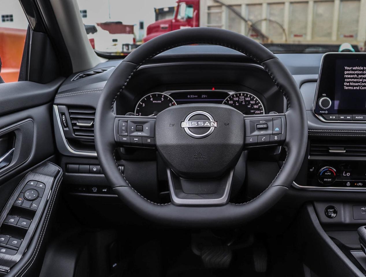 2025 Nissan Rogue SV Moonroof GREAT RATES/GREATV DEAL Photo