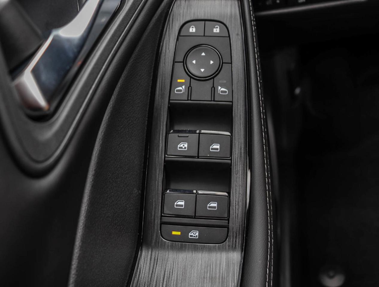 2025 Nissan Rogue SV Moonroof GREAT RATES/GREATV DEAL Photo