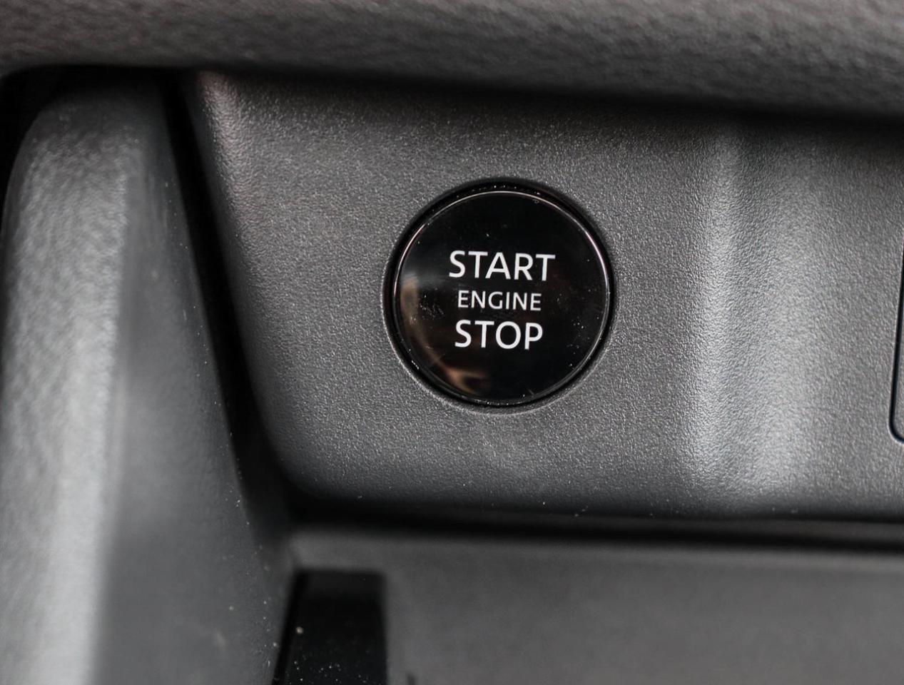 2025 Nissan Rogue SV Moonroof GREAT RATES/GREATV DEAL Photo