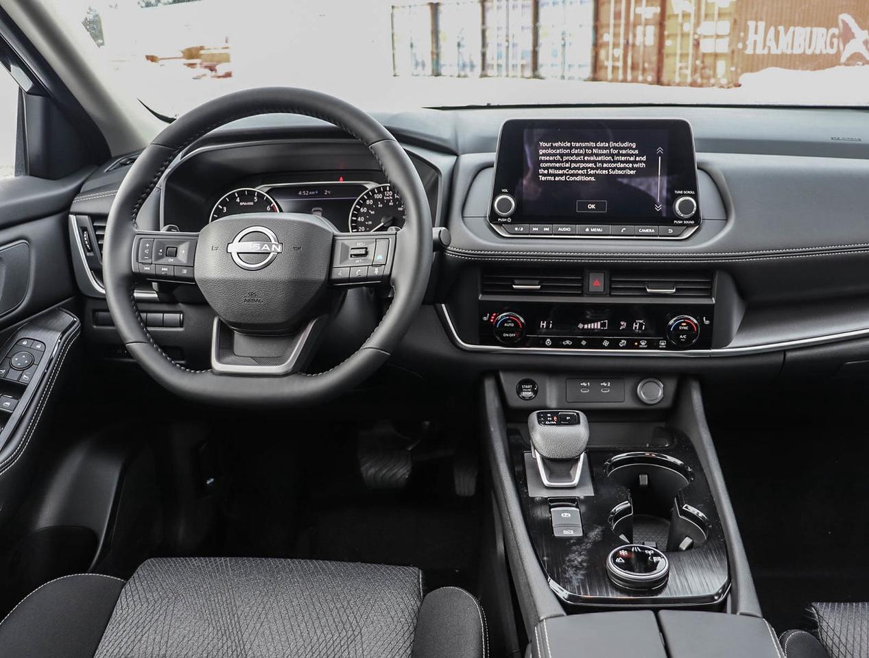 2025 Nissan Rogue SV Moonroof HEATED STEERING   REMOTE START   CARPL Photo