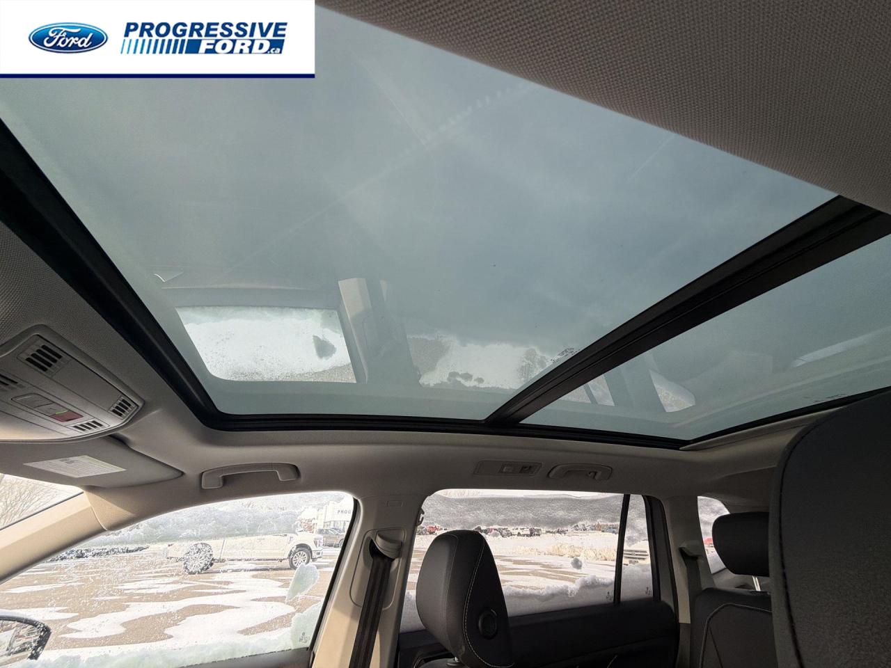 2023 Volkswagen Tiguan Comfortline 4dr All-wheel Drive 4MOTION Photo