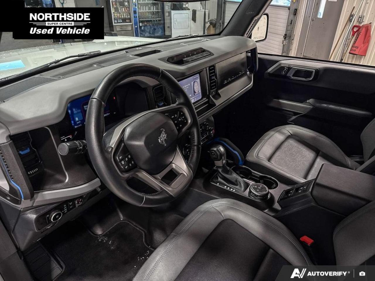 2023 Ford Bronco Black Diamond 4dr 4x4 Photo