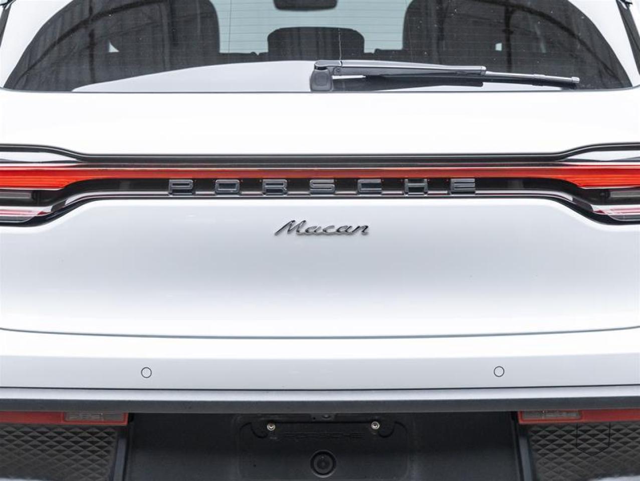 2025 Porsche Macan  Photo