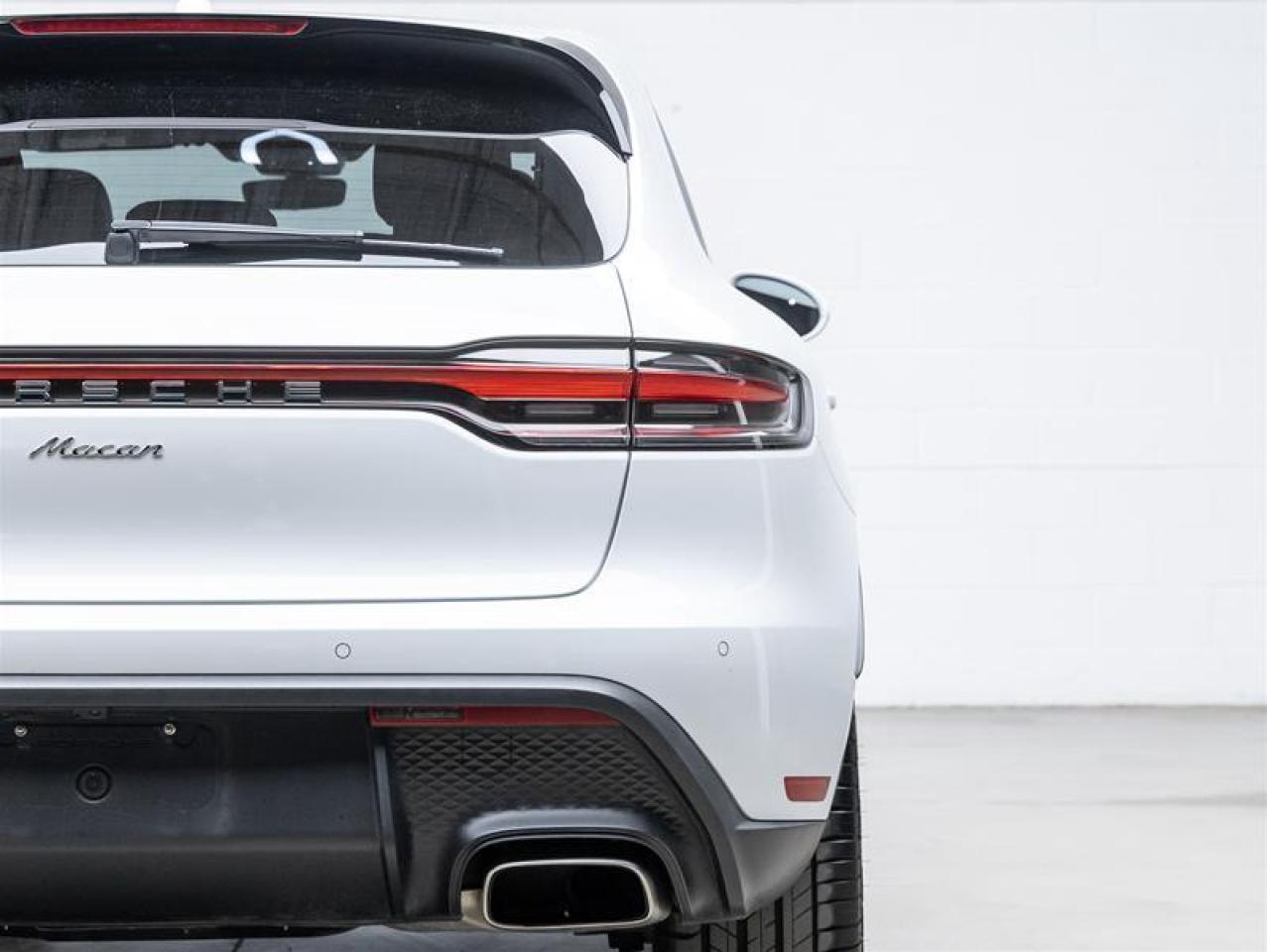 2025 Porsche Macan  Photo
