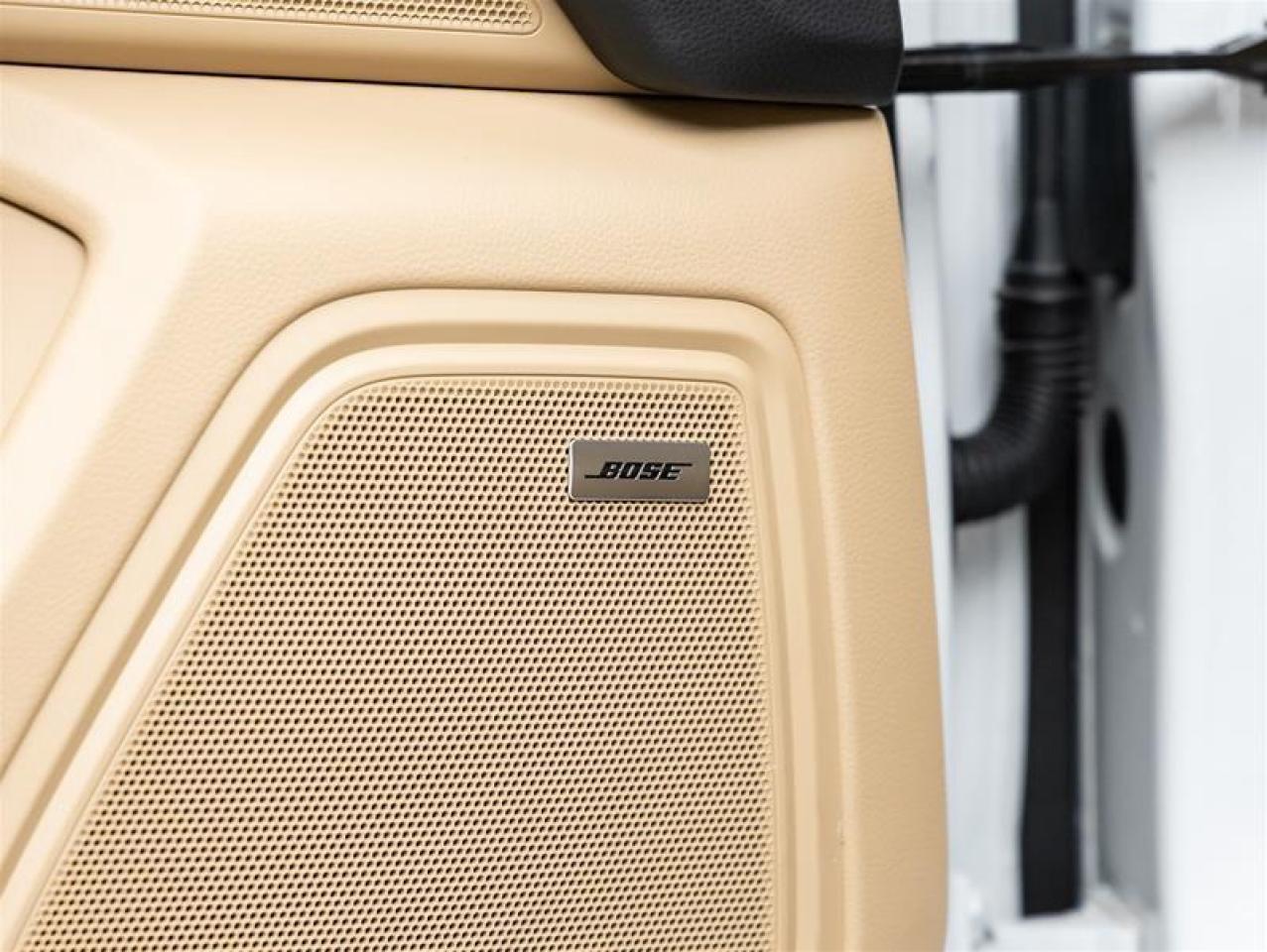 2025 Porsche Macan  Photo