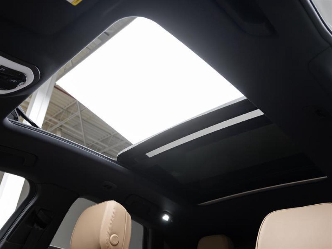 2025 Porsche Macan  Photo