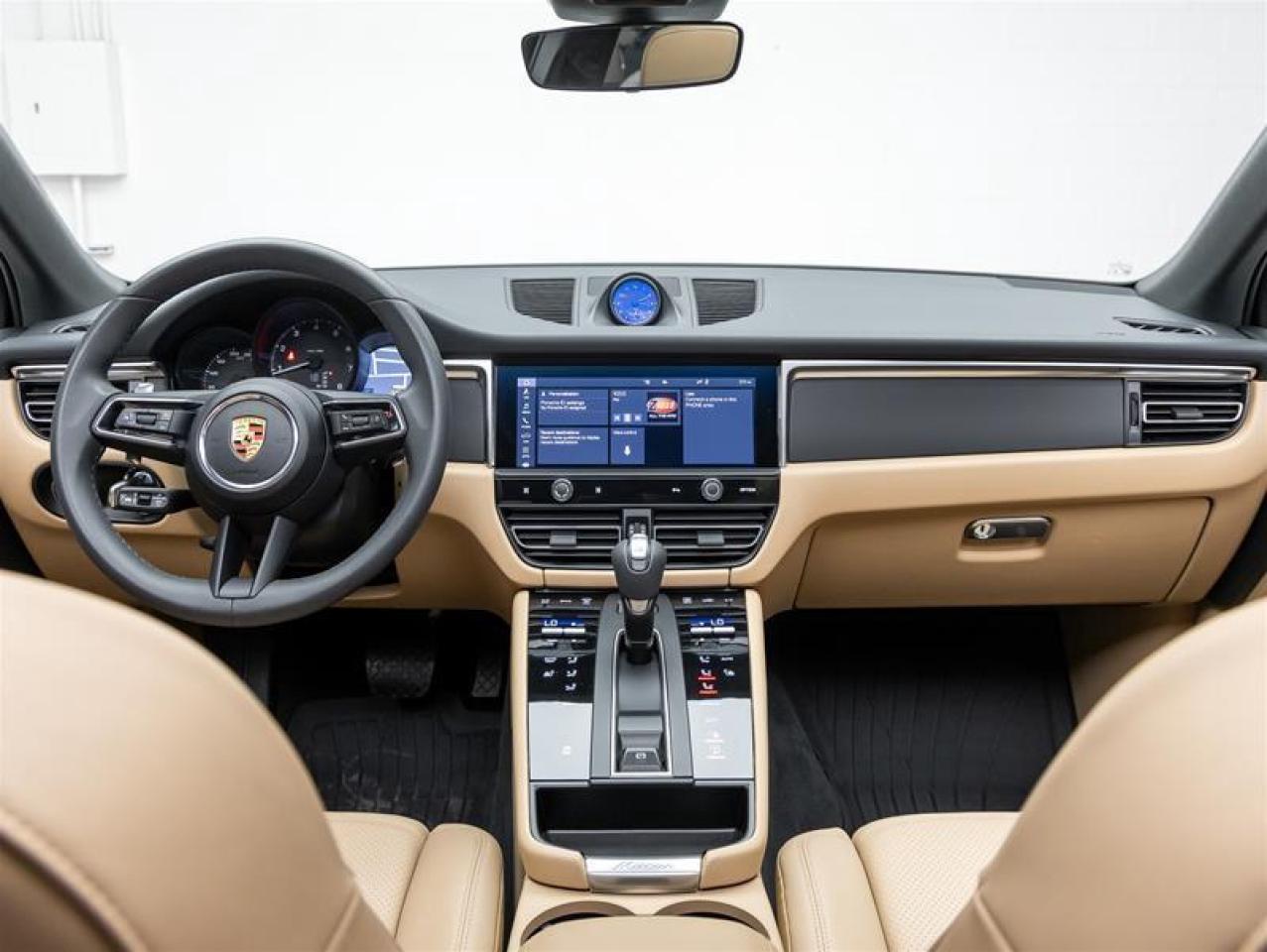 2025 Porsche Macan  Photo