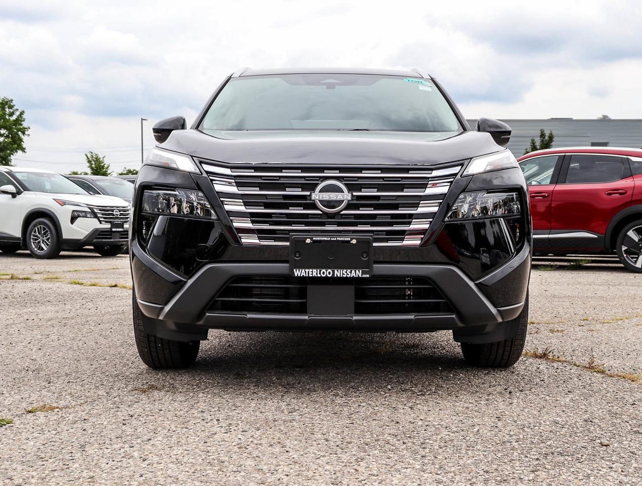 2025 Nissan Rogue SV MOONROOF Photo