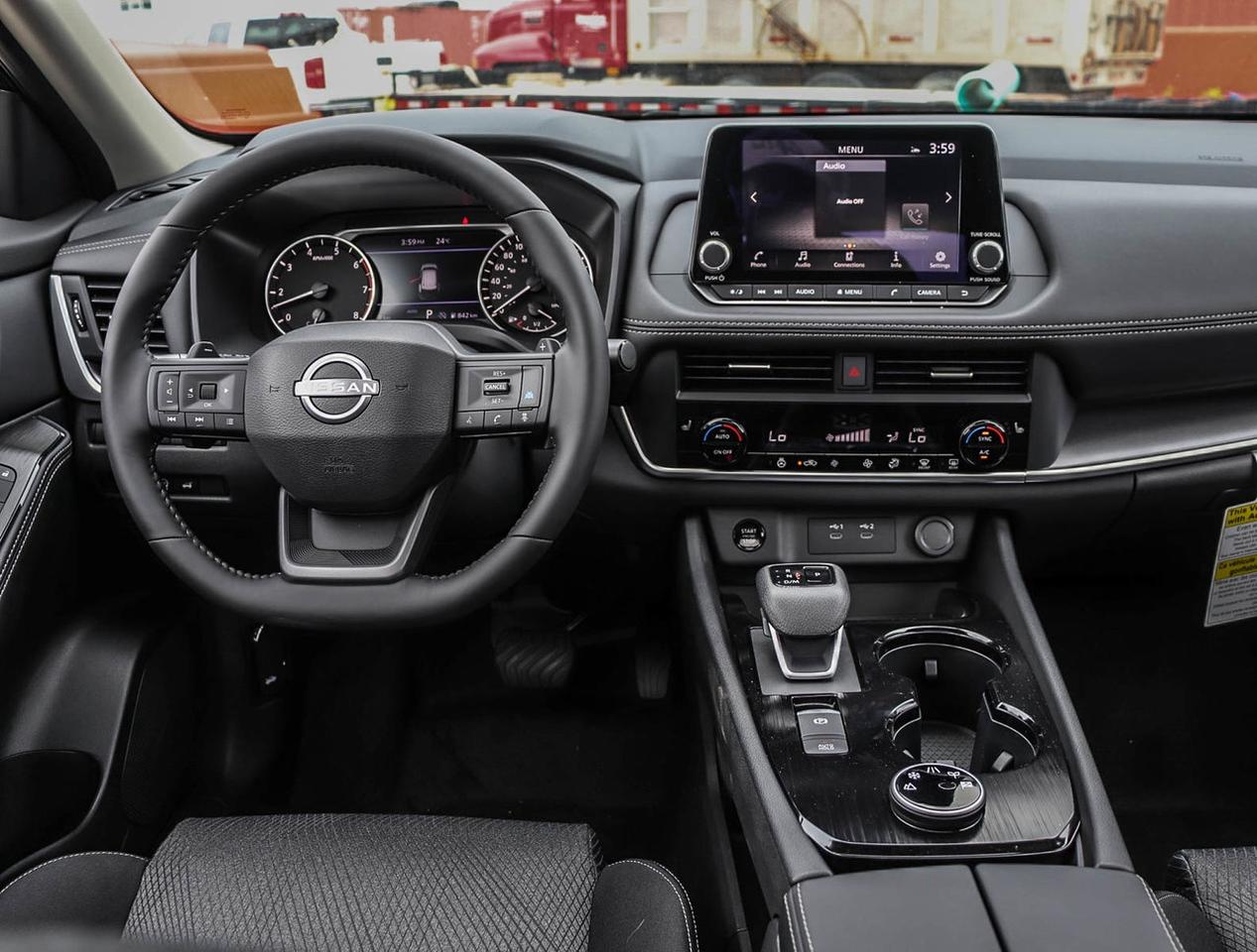 2025 Nissan Rogue SV MOONROOF Photo