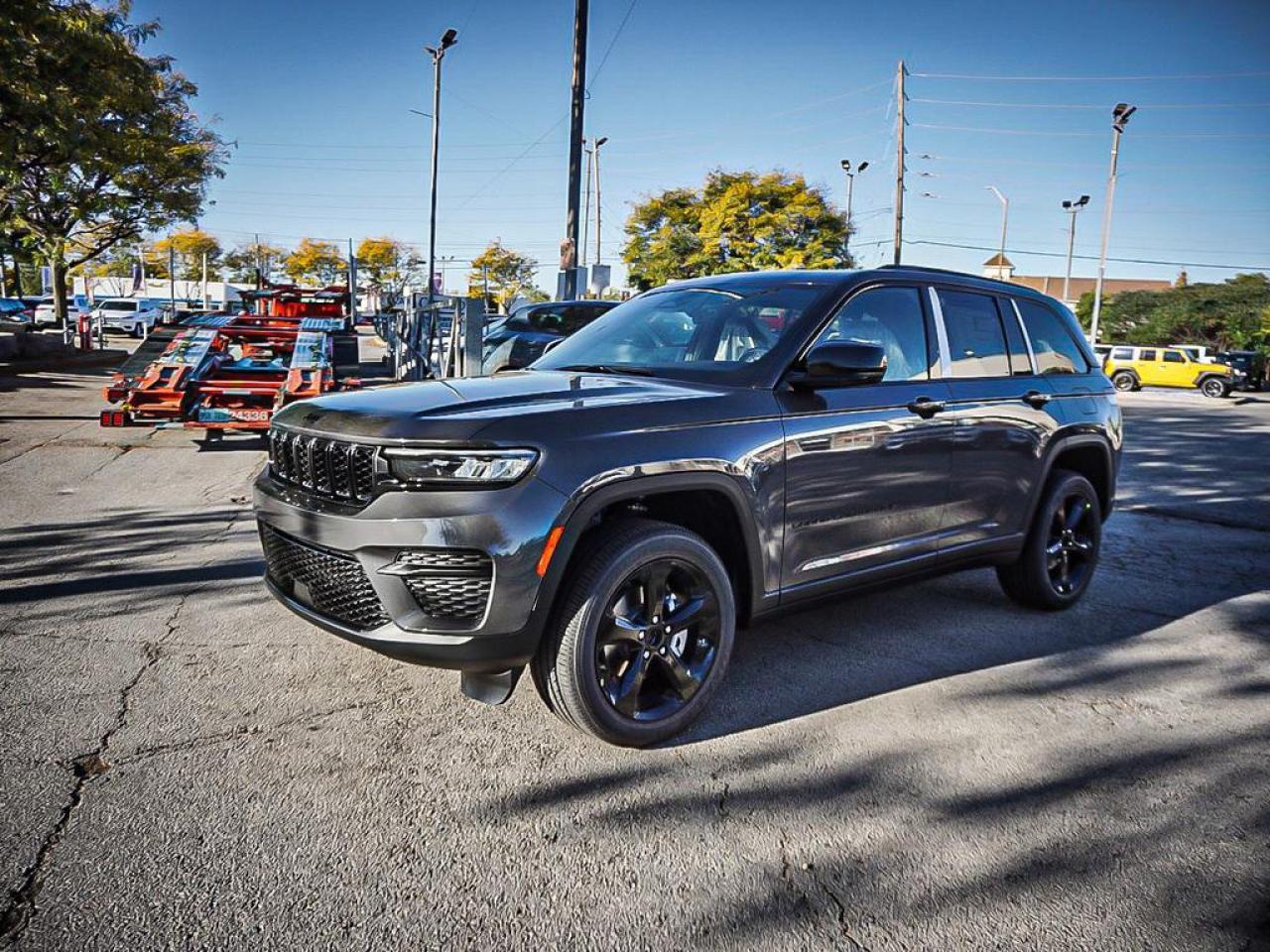 2025 Jeep Grand Cherokee  Photo