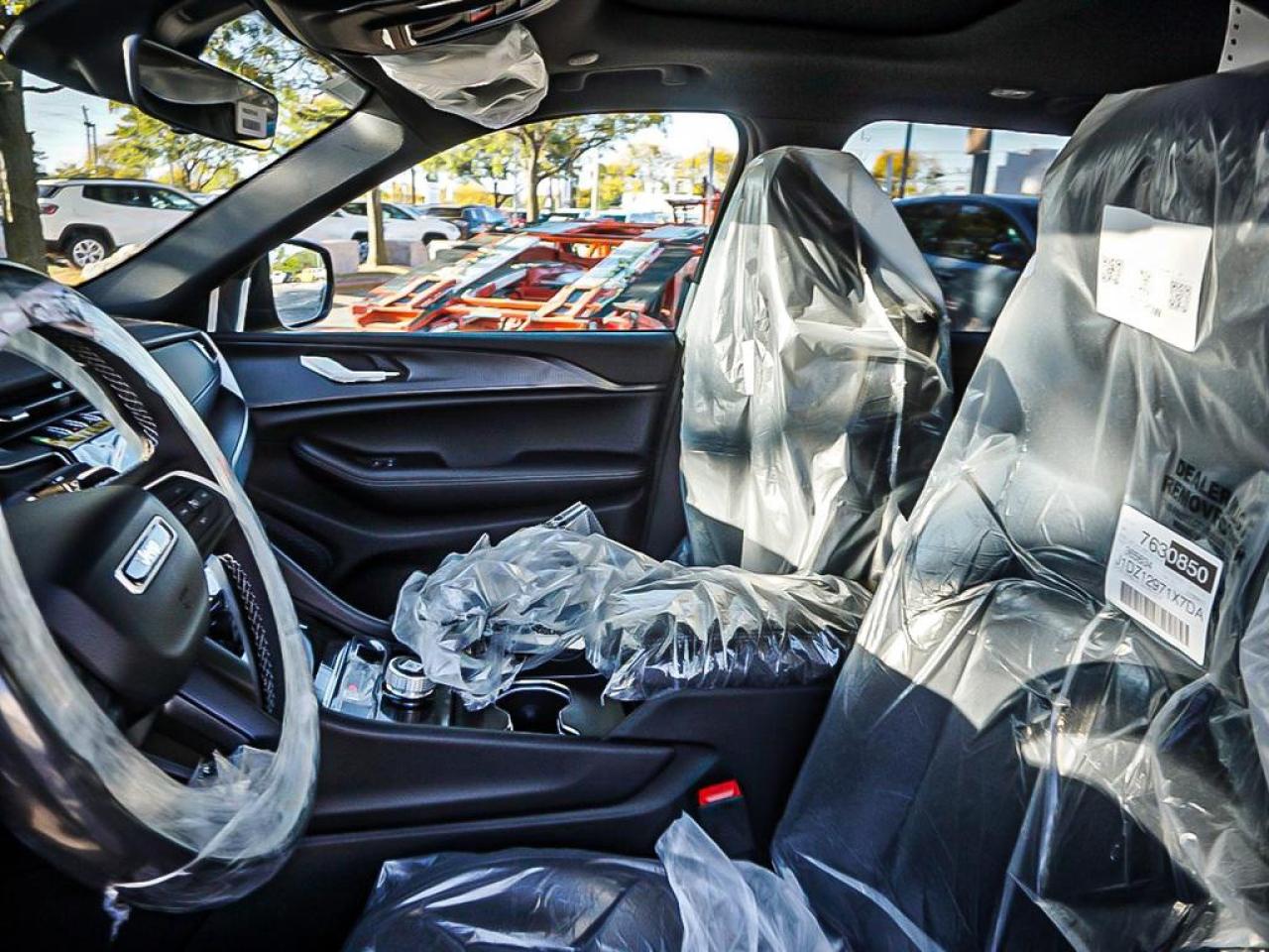 2025 Jeep Grand Cherokee  Photo