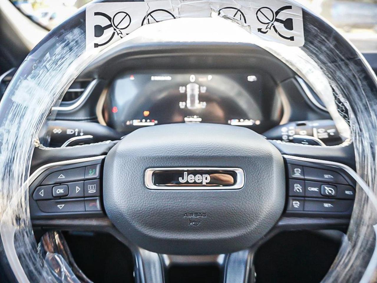 2025 Jeep Grand Cherokee  Photo