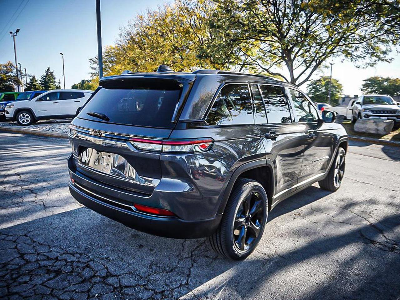 2025 Jeep Grand Cherokee  Photo