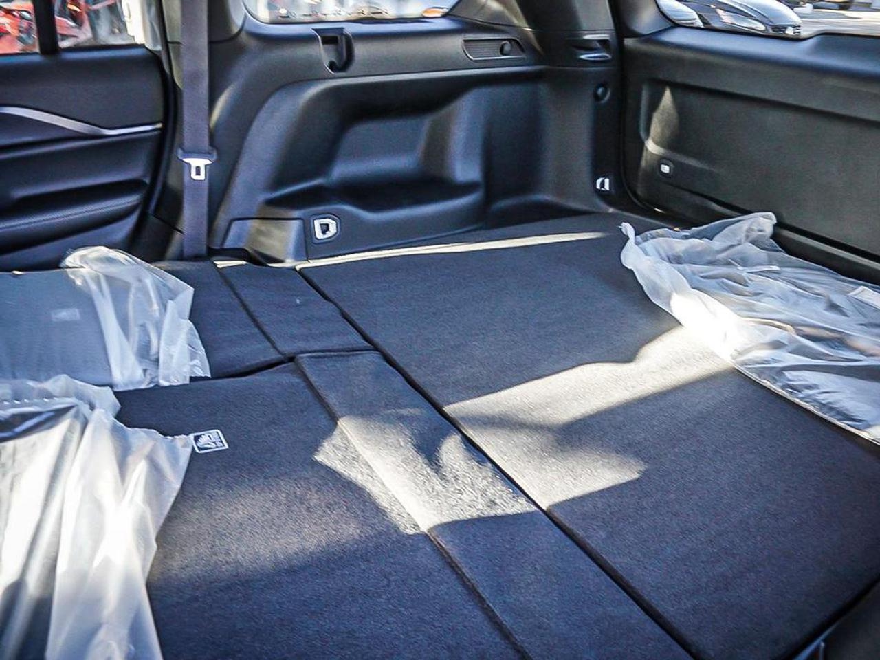 2025 Jeep Grand Cherokee  Photo