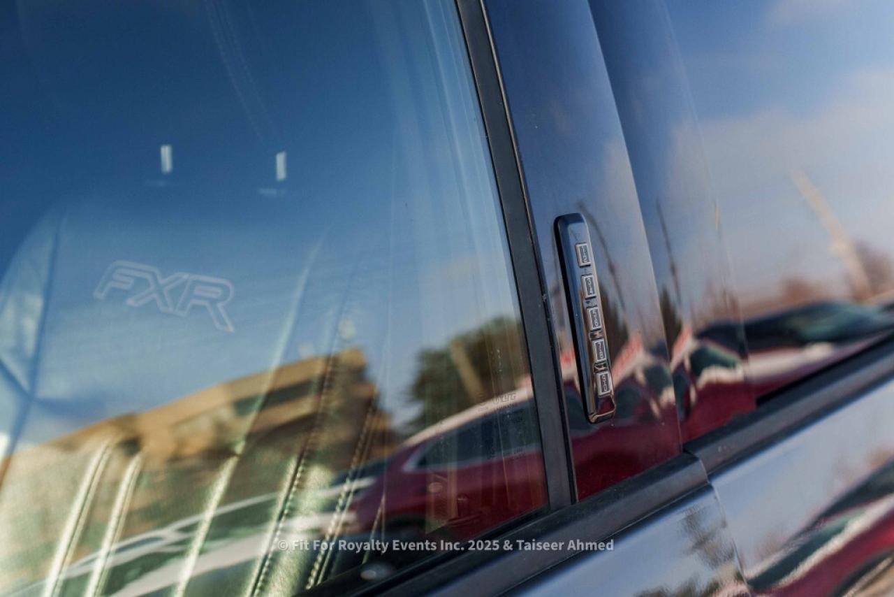 2016 Ford F-150 4WD Supercrew 145 XLT Photo