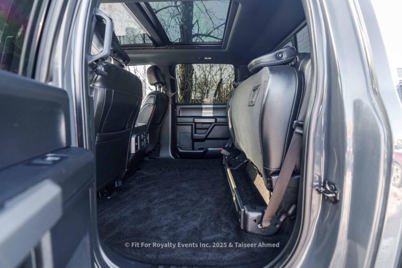 2016 Ford F-150 4WD Supercrew 145 XLT Photo