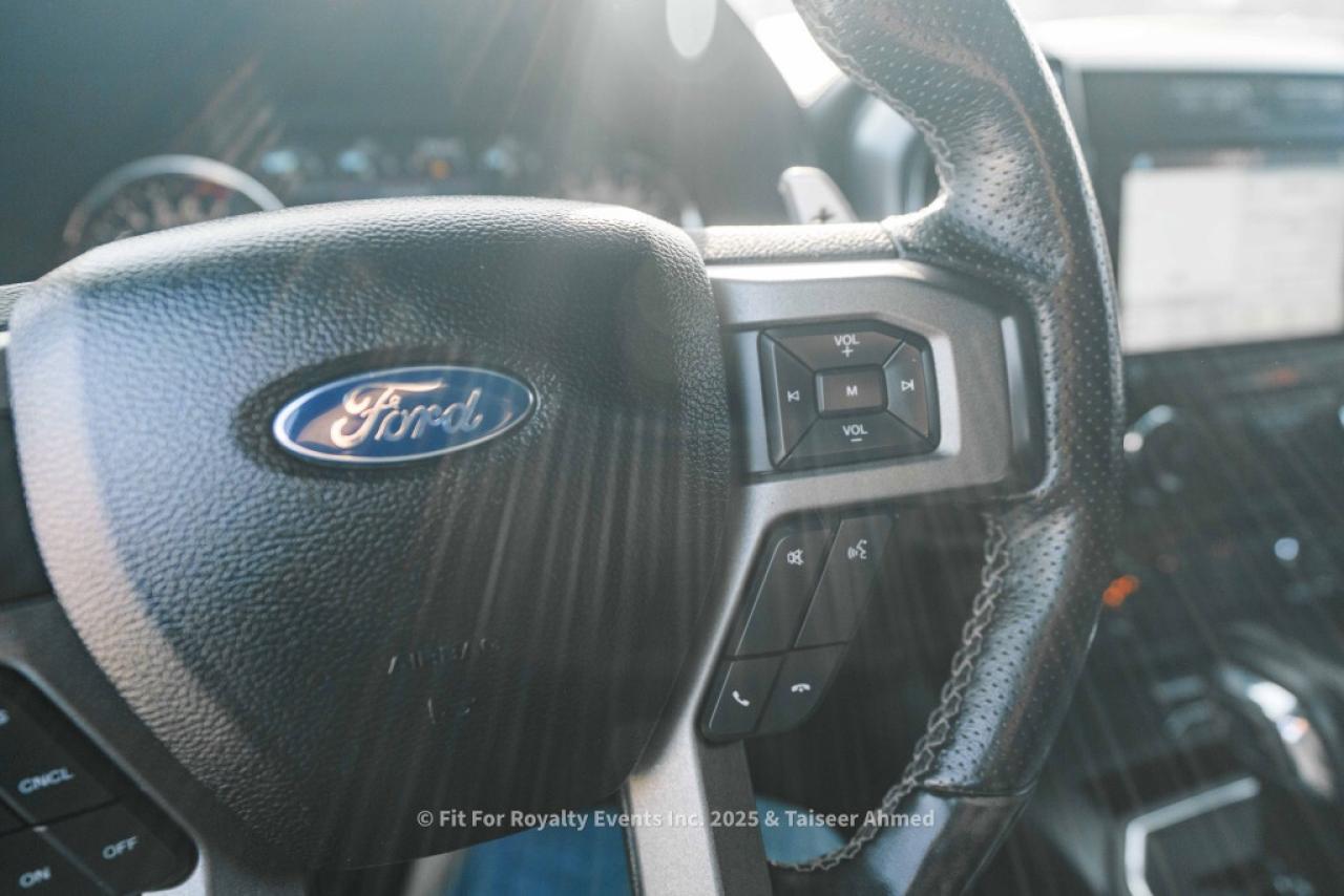 2016 Ford F-150 4WD Supercrew 145 XLT Photo