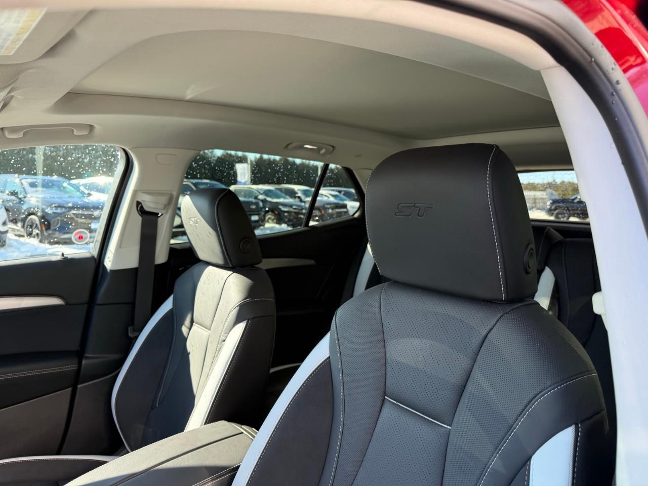 2025 Buick Envision Sport Touring 4dr All-Wheel Drive Photo