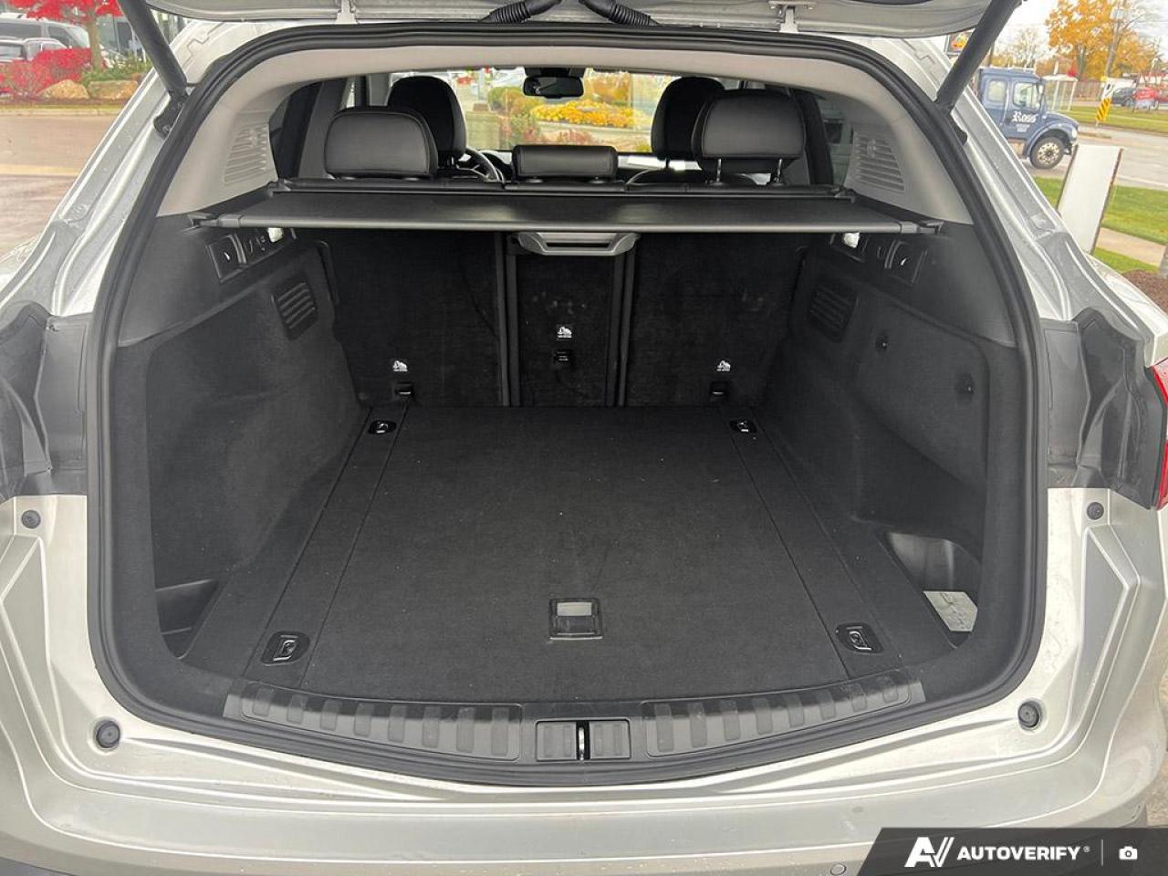 2018 Alfa Romeo Stelvio Base 4dr All-Wheel Drive Photo