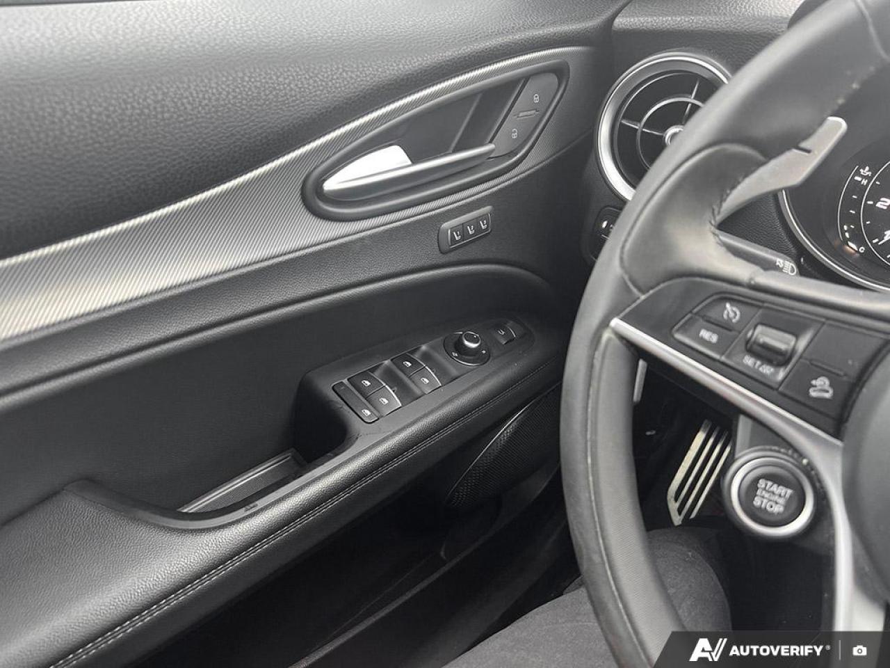 2018 Alfa Romeo Stelvio Base 4dr All-Wheel Drive Photo