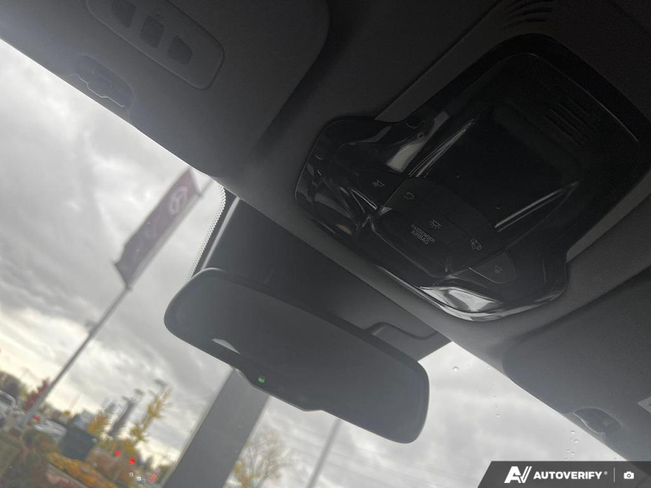 2018 Alfa Romeo Stelvio Base 4dr All-Wheel Drive Photo