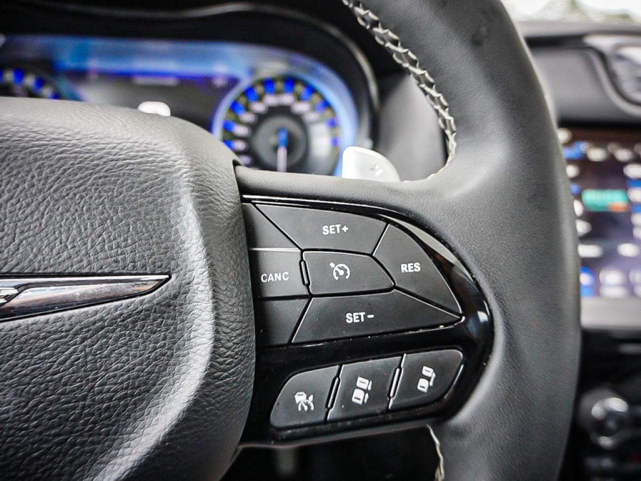 2023 Chrysler 300  Photo