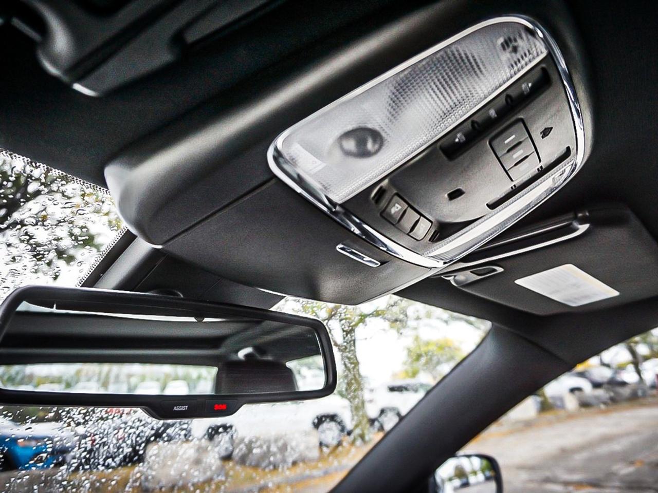 2023 Chrysler 300  Photo