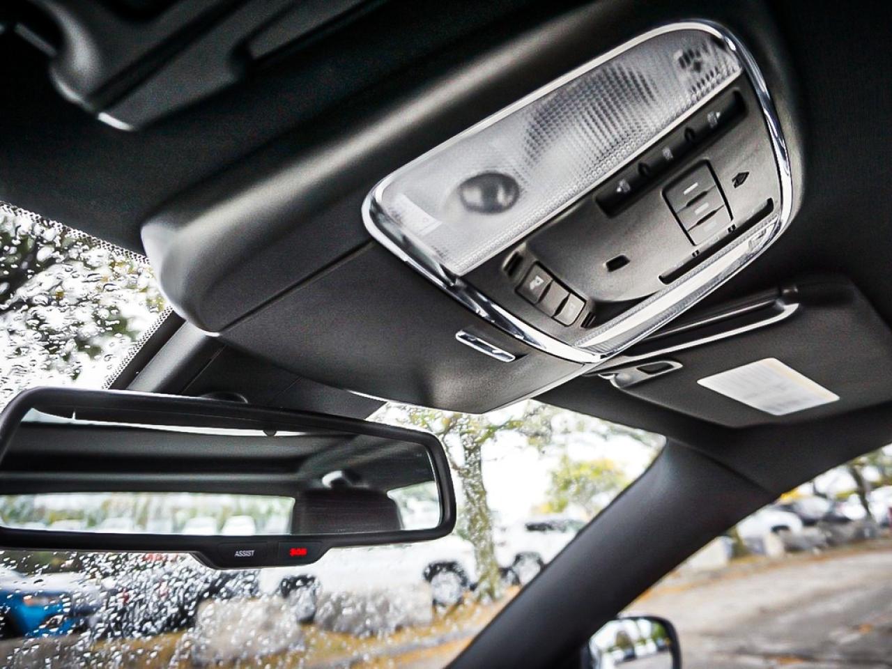 2023 Chrysler 300  Photo