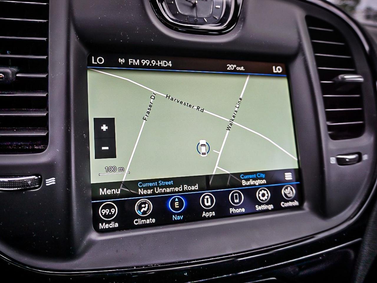 2023 Chrysler 300  Photo