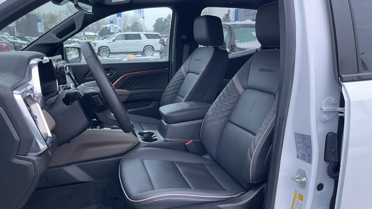 2025 GMC Canyon Canyon Safety Plus Pkg, 20" Diamond-cut Wheels Photo