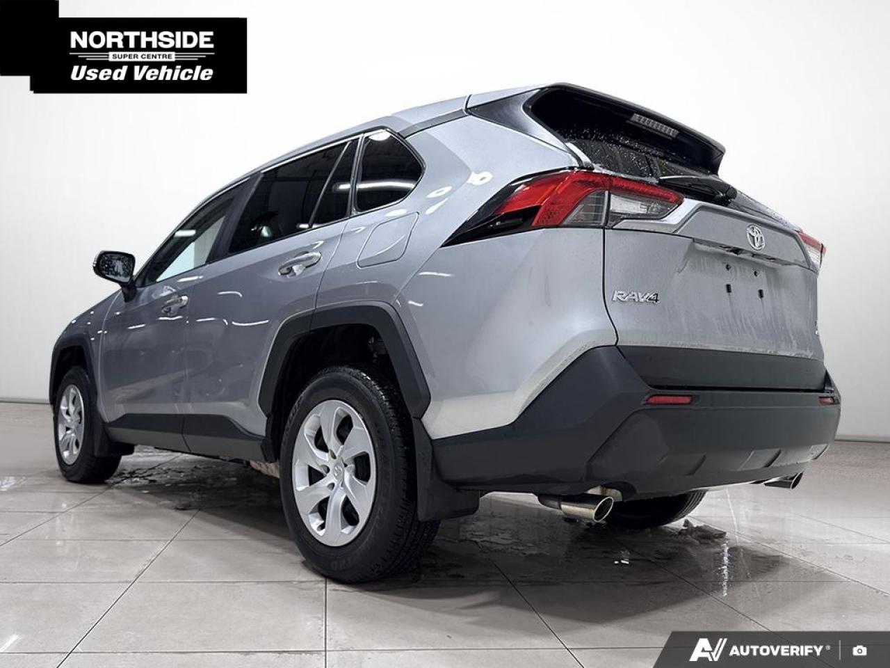 2025 Toyota RAV4 LE 4dr All-wheel Drive Photo4