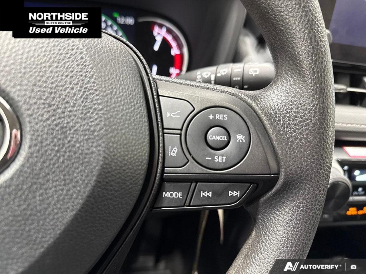 2025 Toyota RAV4 LE 4dr All-wheel Drive Photo