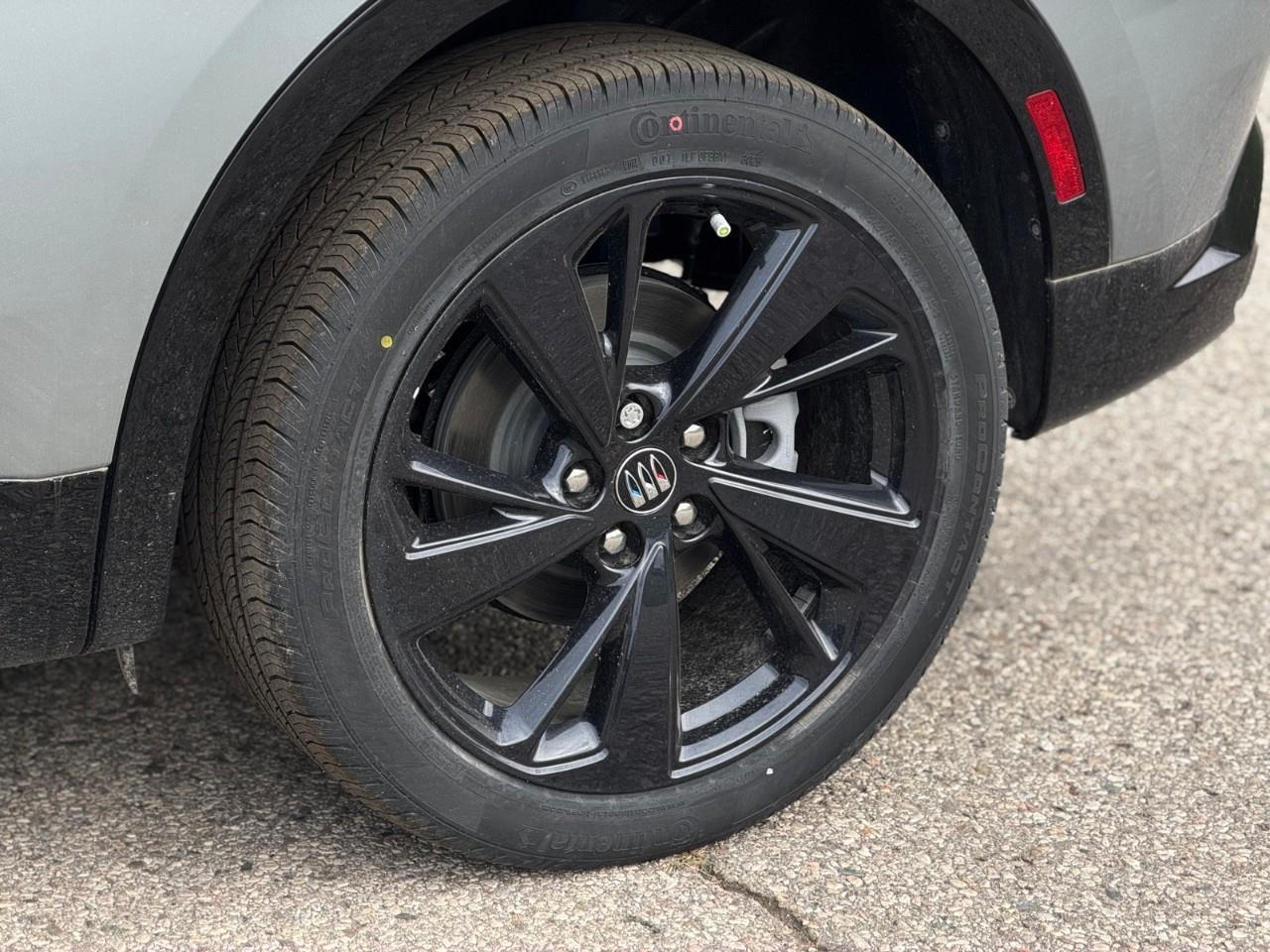 2026 Buick Envision Sport Touring 4dr All-Wheel Drive Photo4