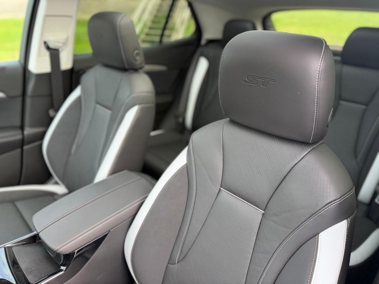 2026 Buick Envision Sport Touring 4dr All-Wheel Drive Photo