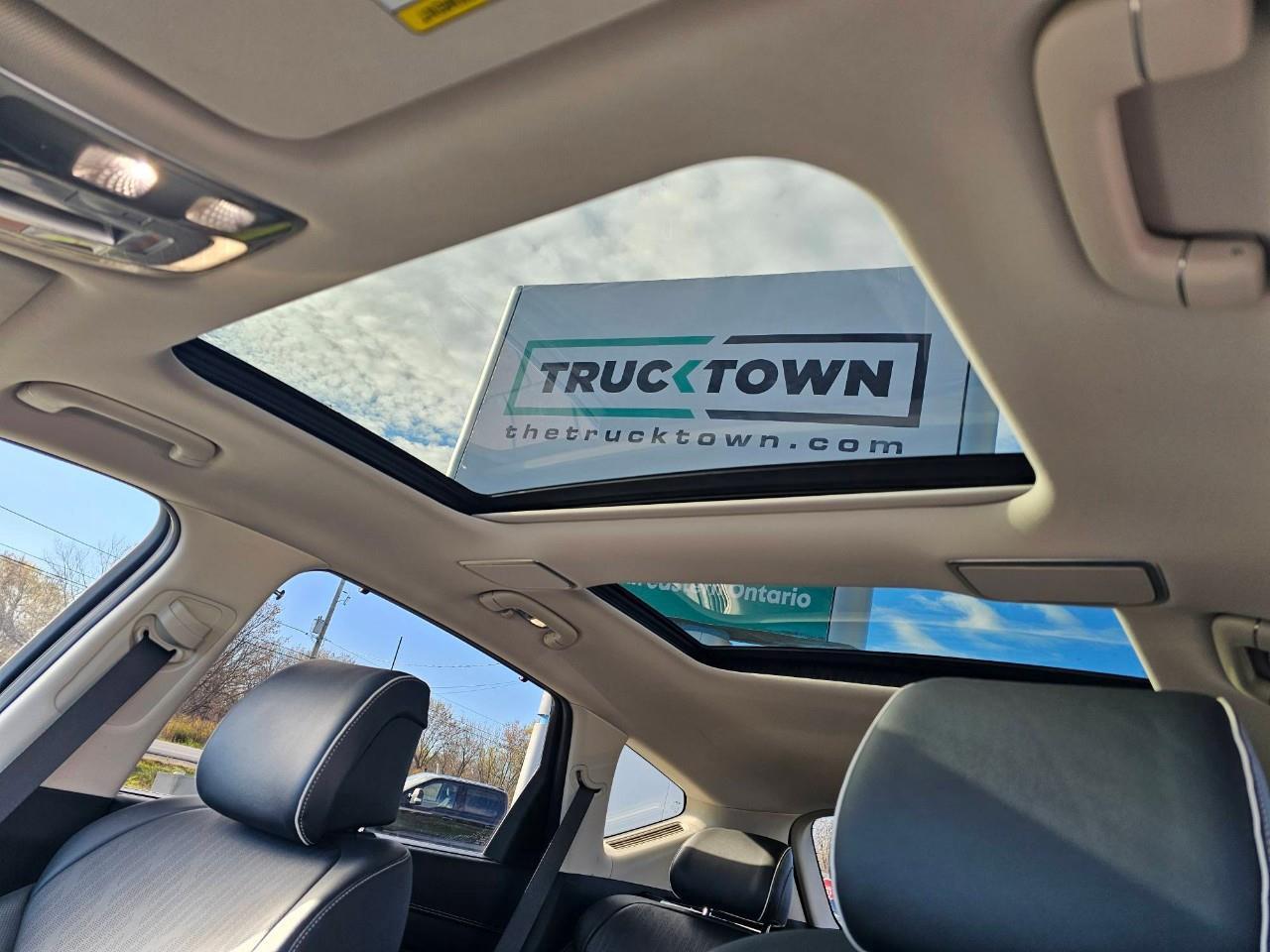 2024 Genesis GV80 3.5T Advanced 5P 4dr All-Wheel Drive Photo