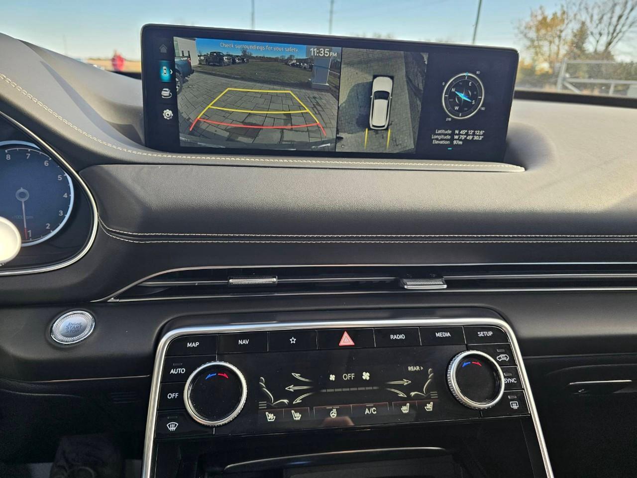 2024 Genesis GV80 3.5T Advanced 5P 4dr All-Wheel Drive Photo