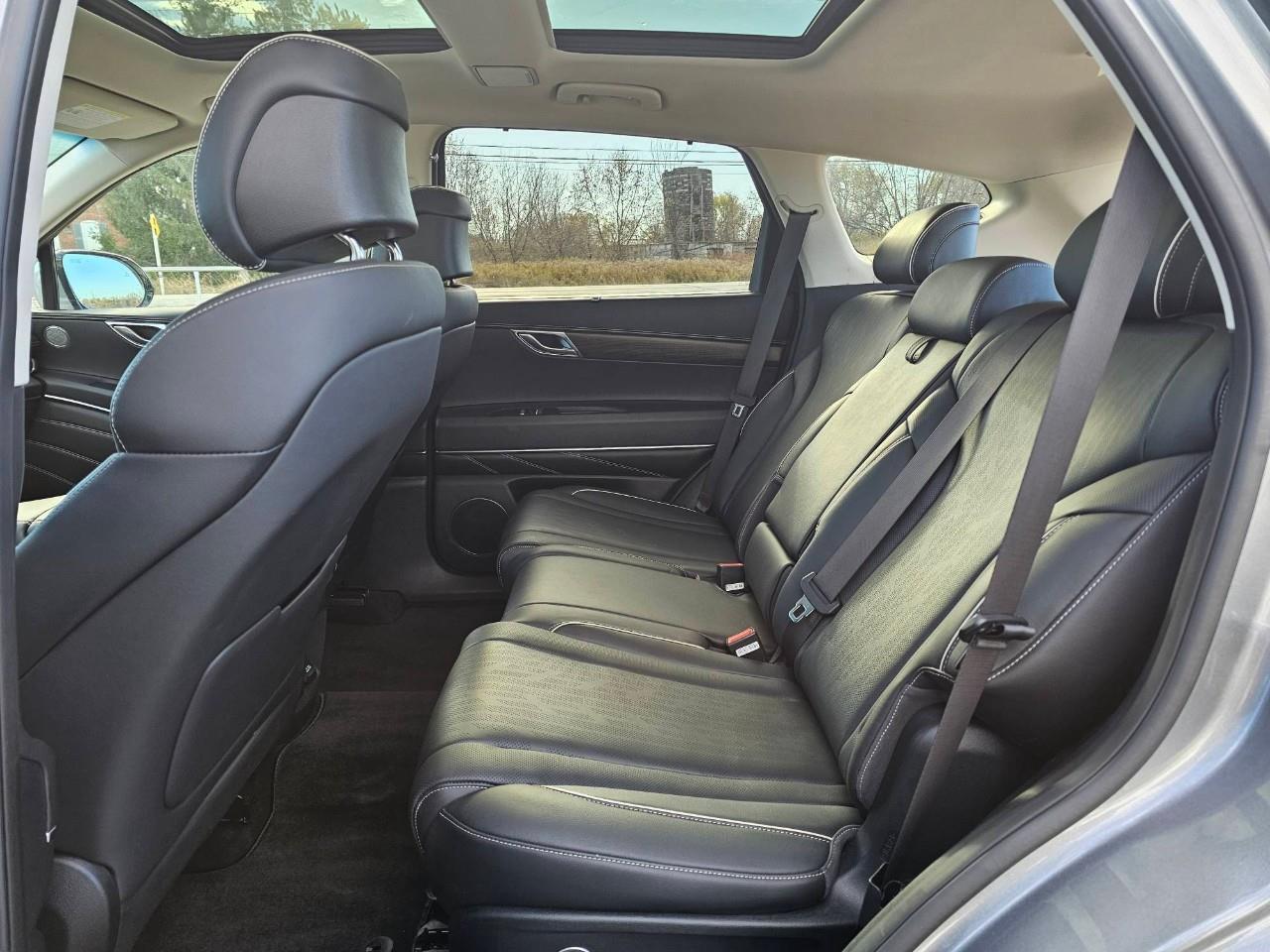 2024 Genesis GV80 3.5T Advanced 5P 4dr All-Wheel Drive Photo