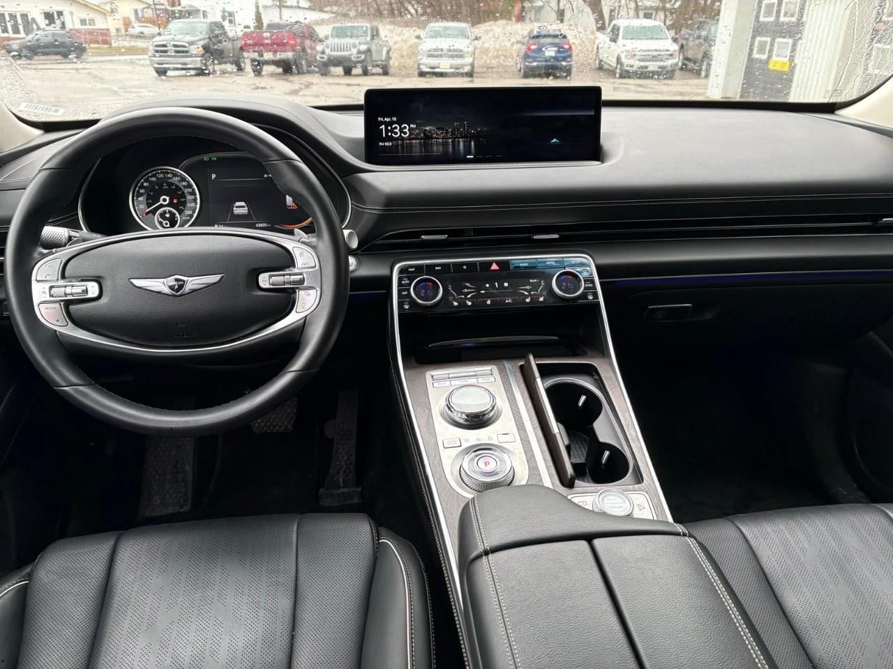 2024 Genesis GV80 3.5T Advanced 5P 4dr All-Wheel Drive Photo