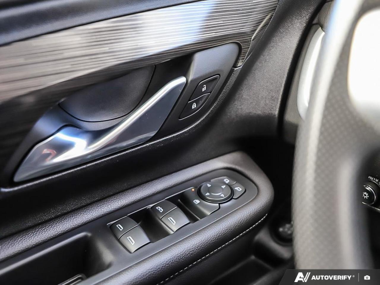 2022 GMC Terrain AWD SLE Photo