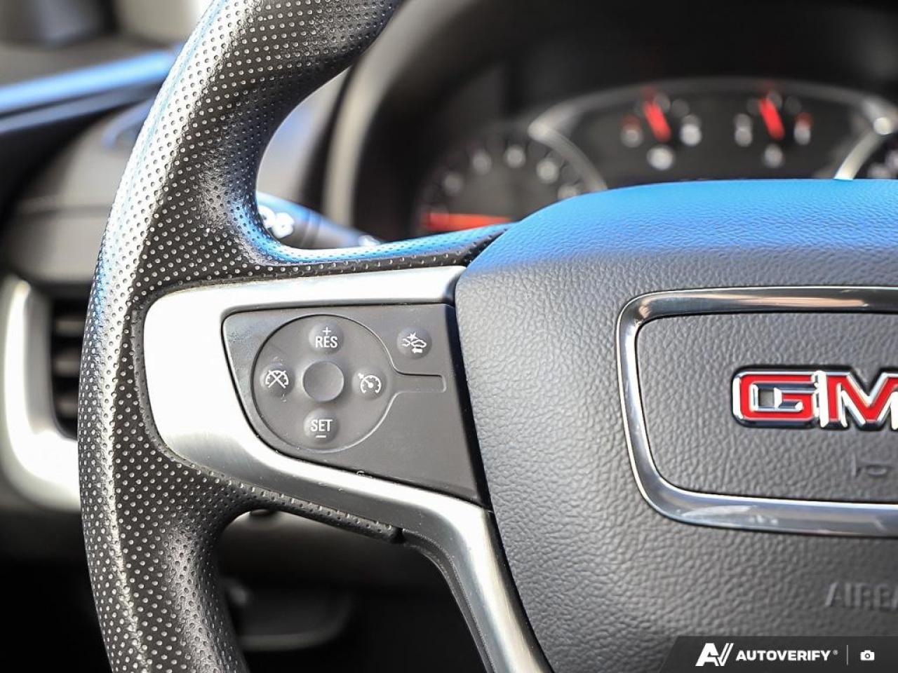 2022 GMC Terrain AWD SLE Photo