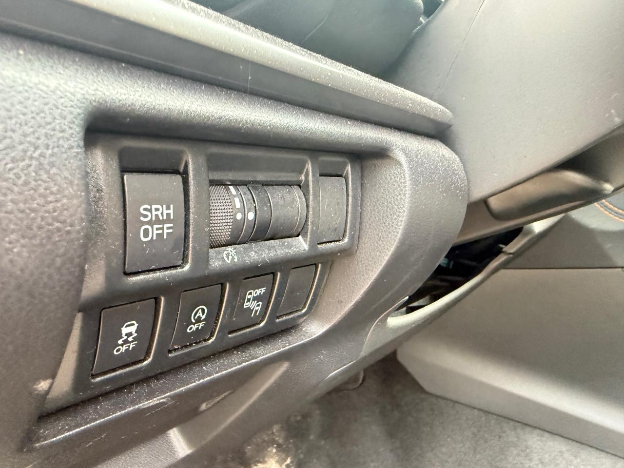 2023 Subaru Crosstrek Limited (CVT) 4dr All-Wheel Drive Photo