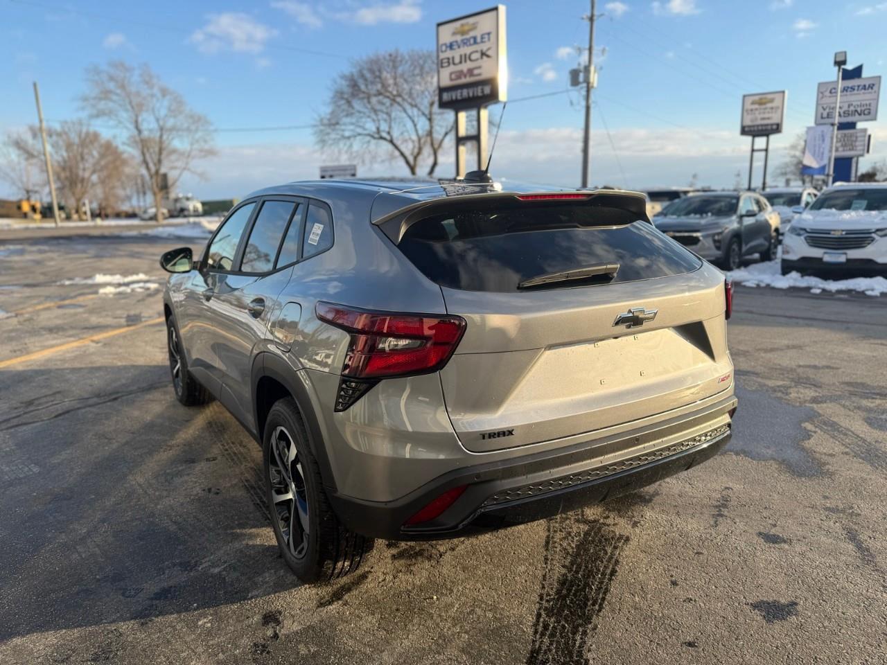 2026 Chevrolet Trax 1RS 4dr Front-Wheel Drive Photo4