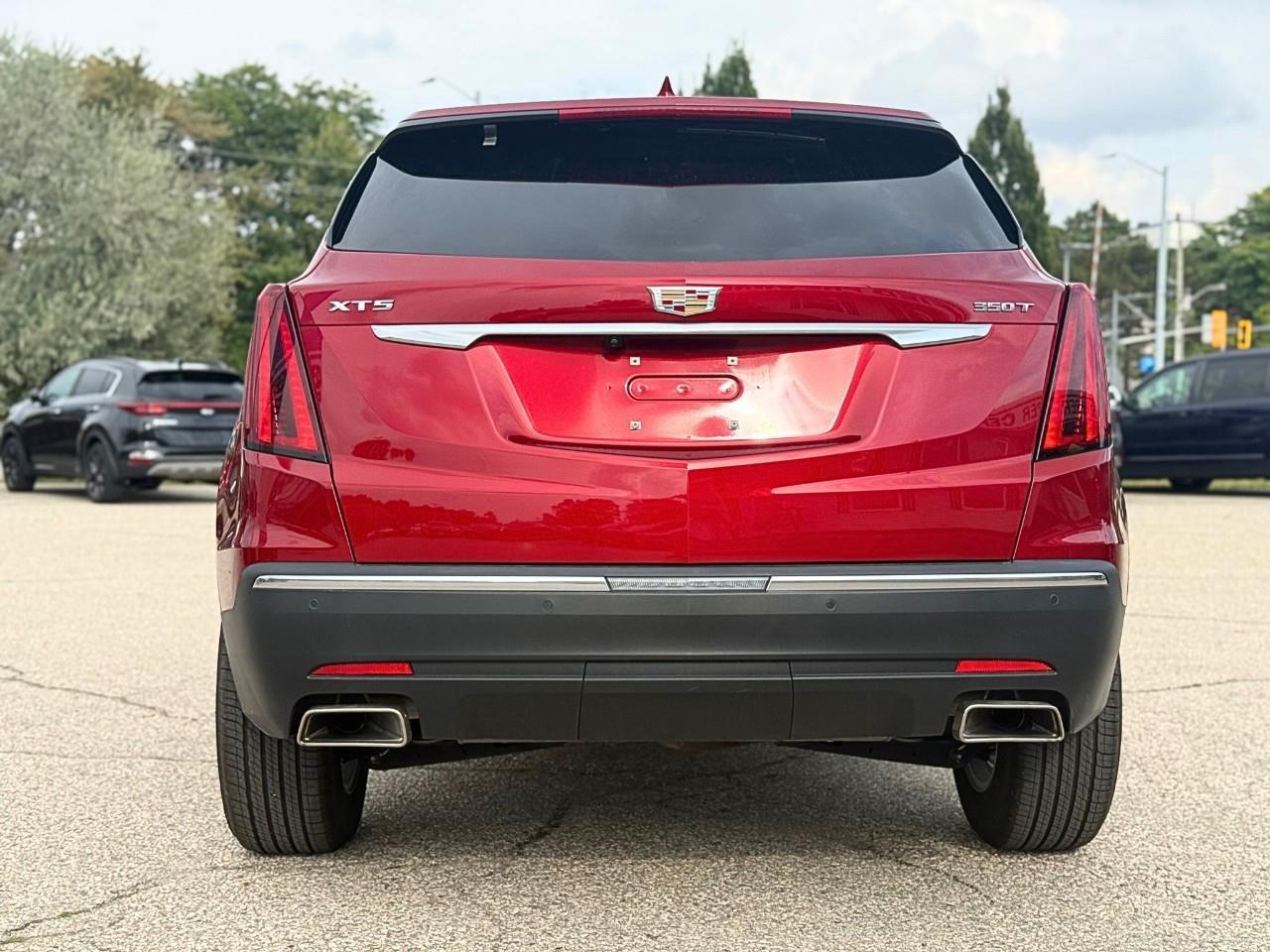 2024 Cadillac XT5 Luxury 4dr Front-Wheel Drive Photo3